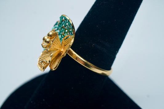 Floral Themed Net Flower 18kt gold Fashion Ring