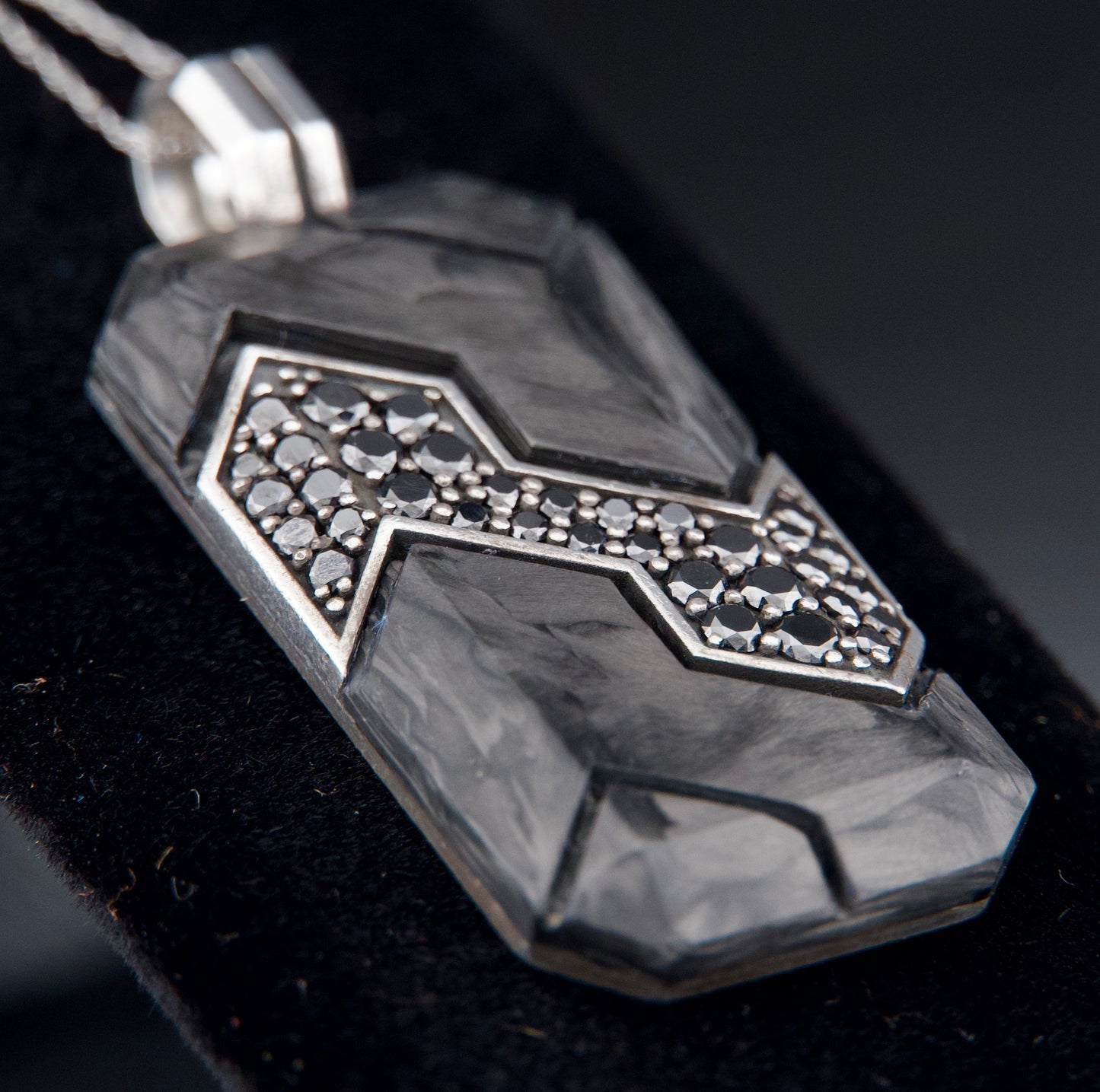 David Yurman Black Diamond Titanium & Forged Carbon Dog Tag Pendant in Silver 1.7 CTW