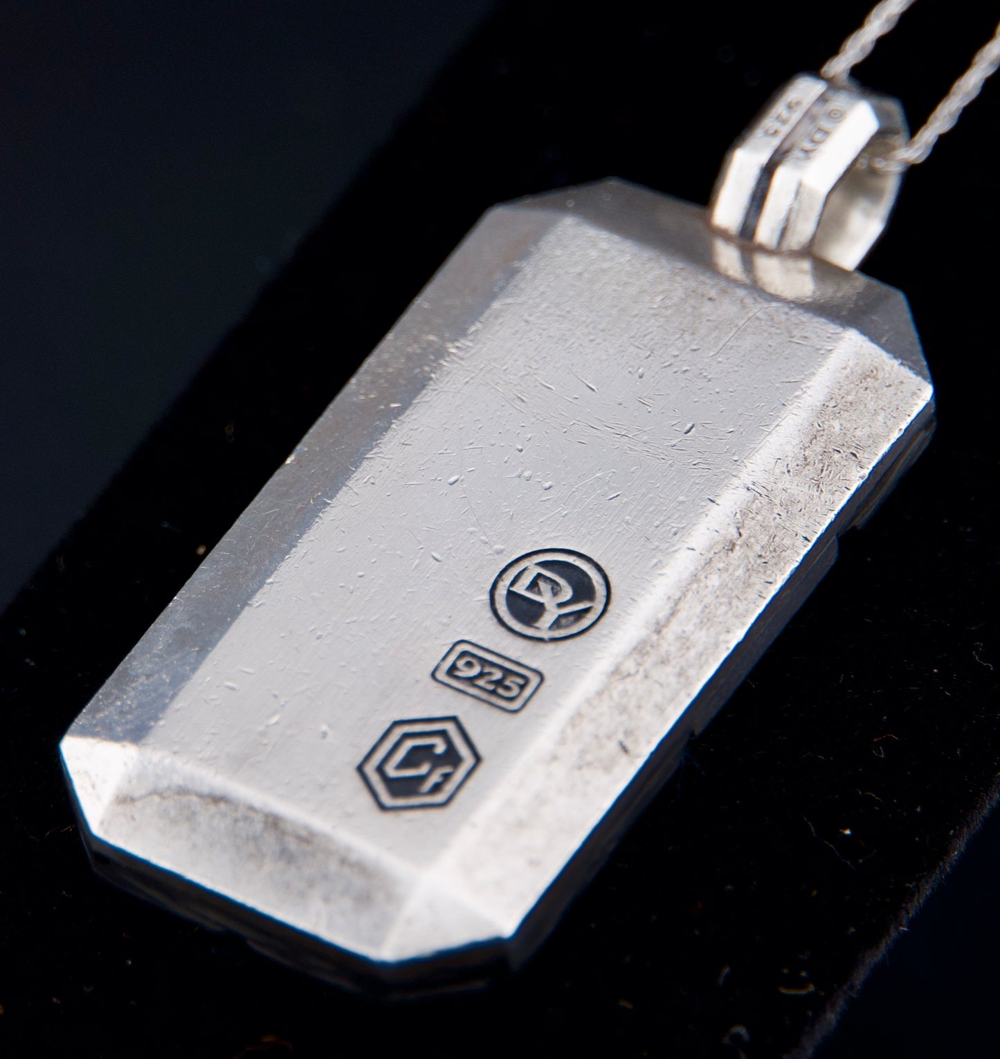 David Yurman Black Diamond Titanium & Forged Carbon Dog Tag Pendant in Silver 1.7 CTW