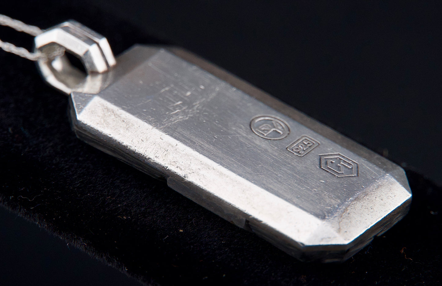 David Yurman Black Diamond Titanium & Forged Carbon Dog Tag Pendant in Silver 1.7 CTW