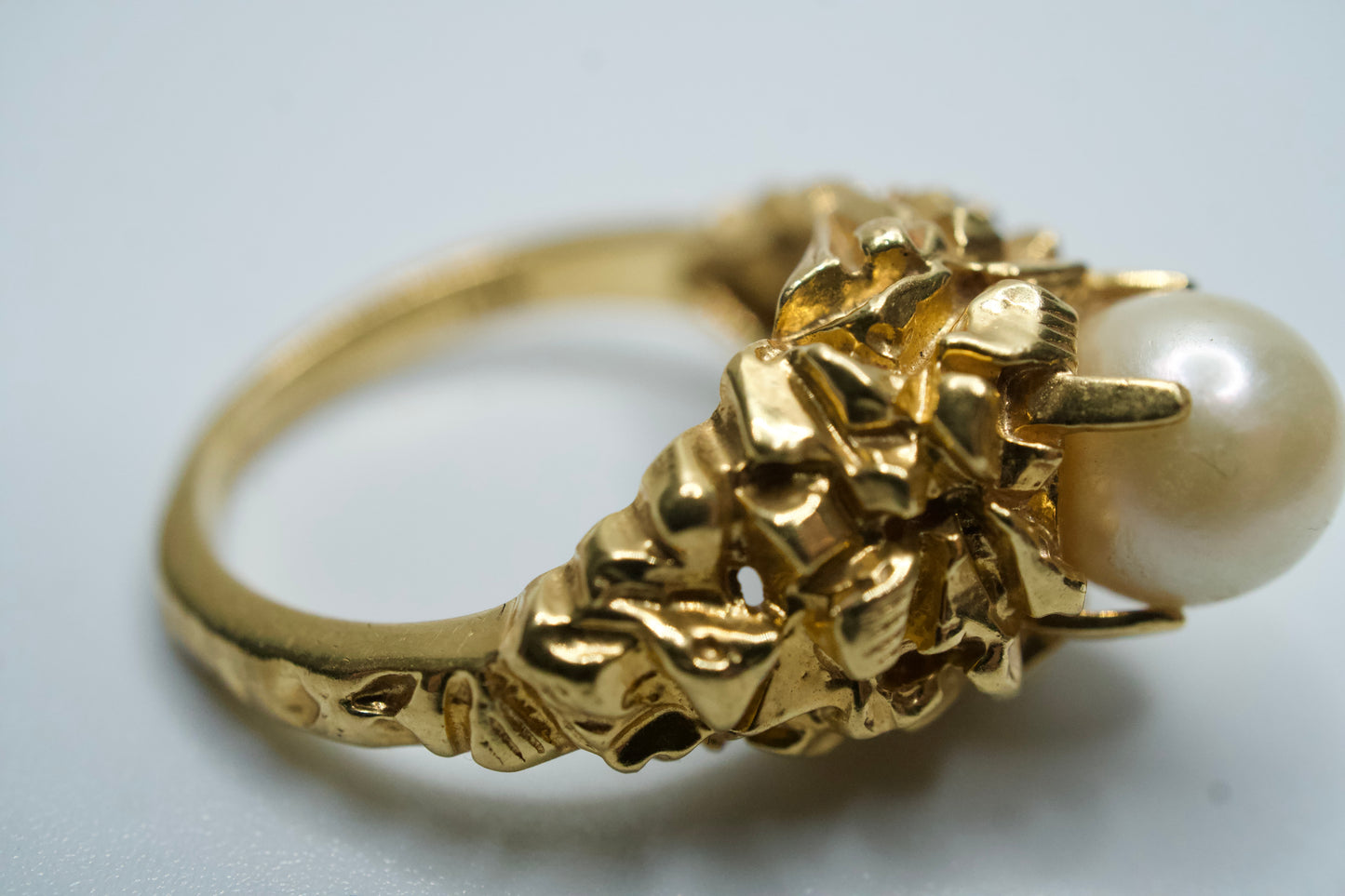 Vintage 18kt Yellow gold pearl Ring