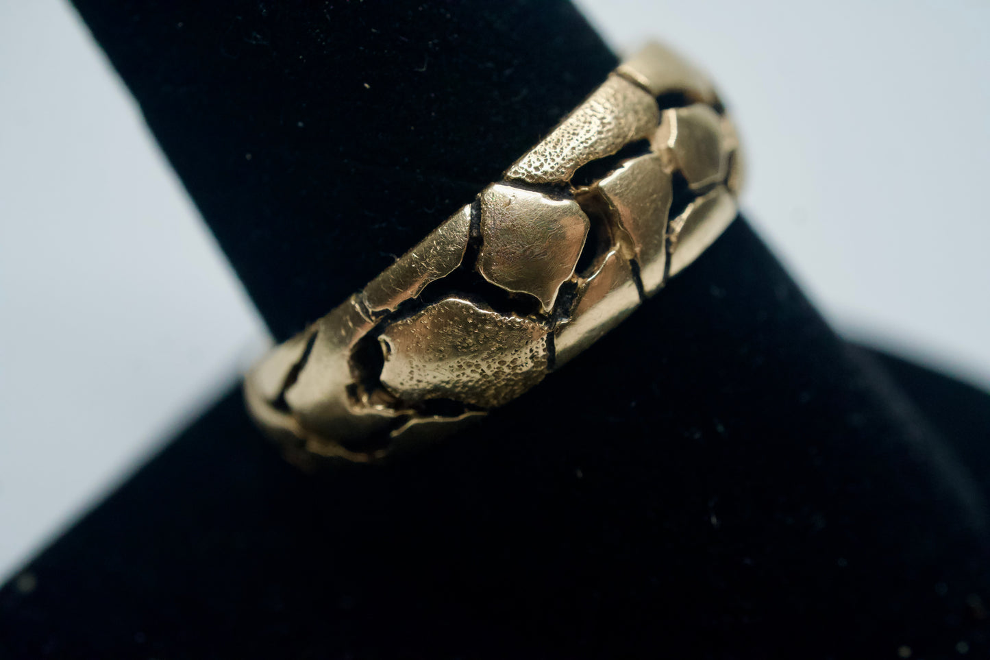 14kt Yellow Gold Nugget style Ring