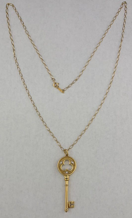 18k Tiffany & Co Yellow Gold Diamond Clover Key Pendant on 24" Oval Link Necklace 750