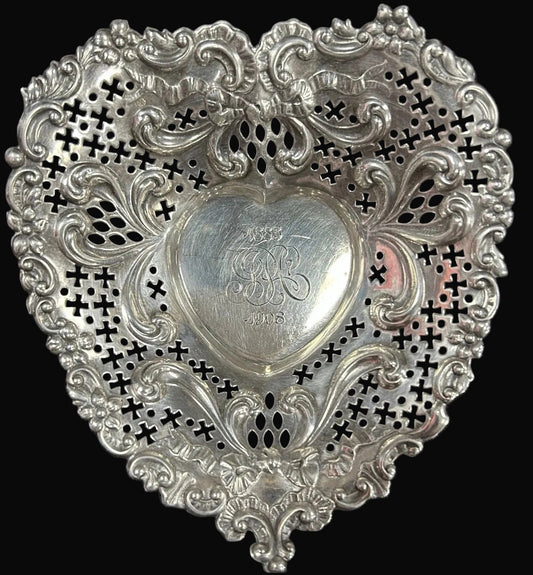 Gorham Sterling Silver Chantilly Heart Rococo Candy Dish 1883 1908 A4302 38.5g