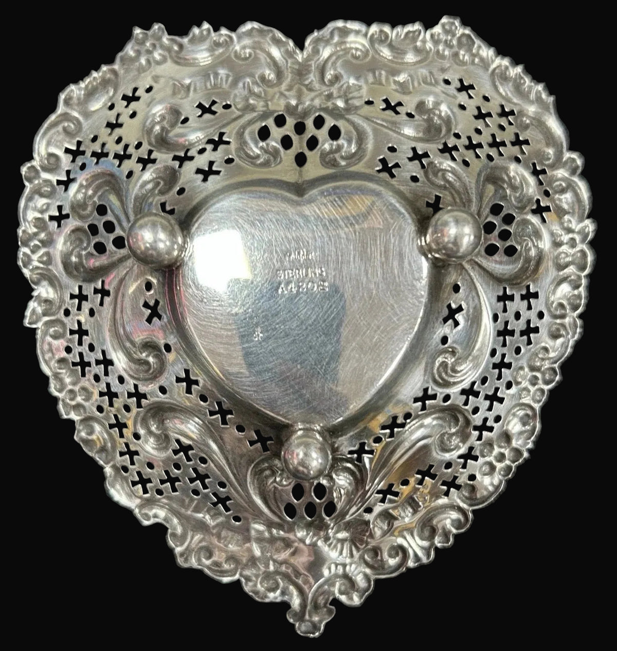 Gorham Sterling Silver Chantilly Heart Rococo Candy Dish 1883 1908 A4302 38.5g